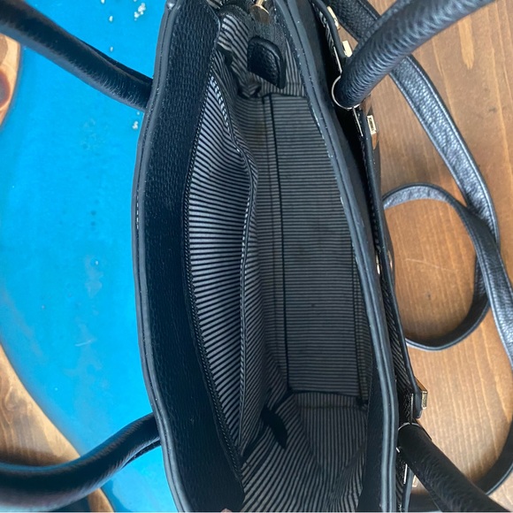 Black and Gold Leather Purse | 2-In-1 Purse Set - Picture 9 of 10